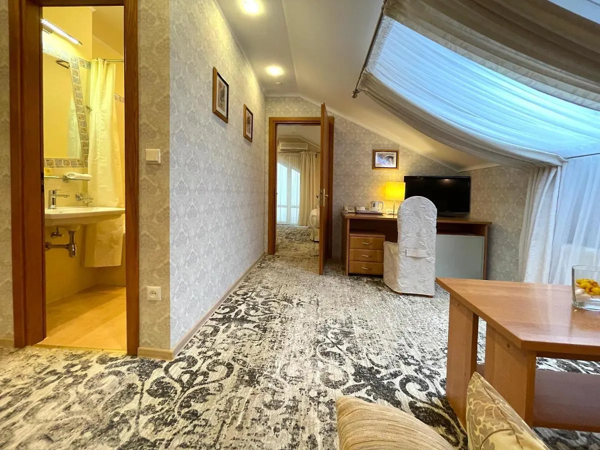 Penthouse Apartment In Hotel Eney Lwów